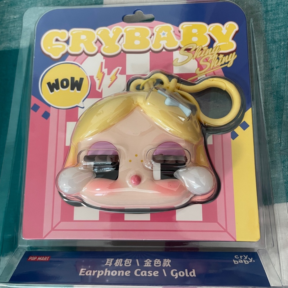 Crybaby shiny shiny gold Earphone Case with Keychain